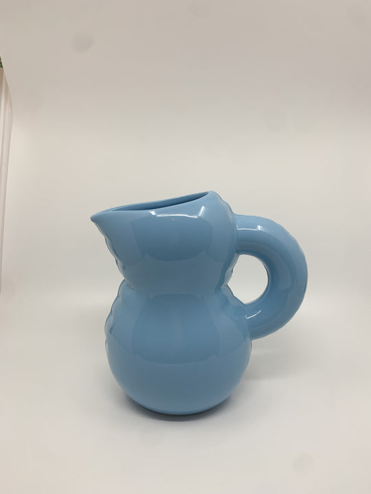 Carafe Emily en céramique couleur bleu ciel brillant