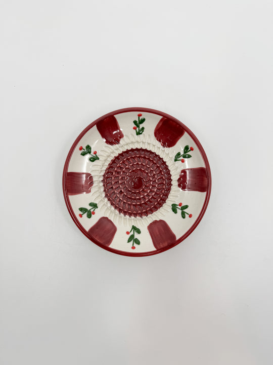 Assiette à râper taille S couleur rouge bordeaux motif fleur