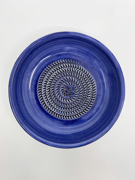 Assiette à râper en céramique taille L couleur bleu