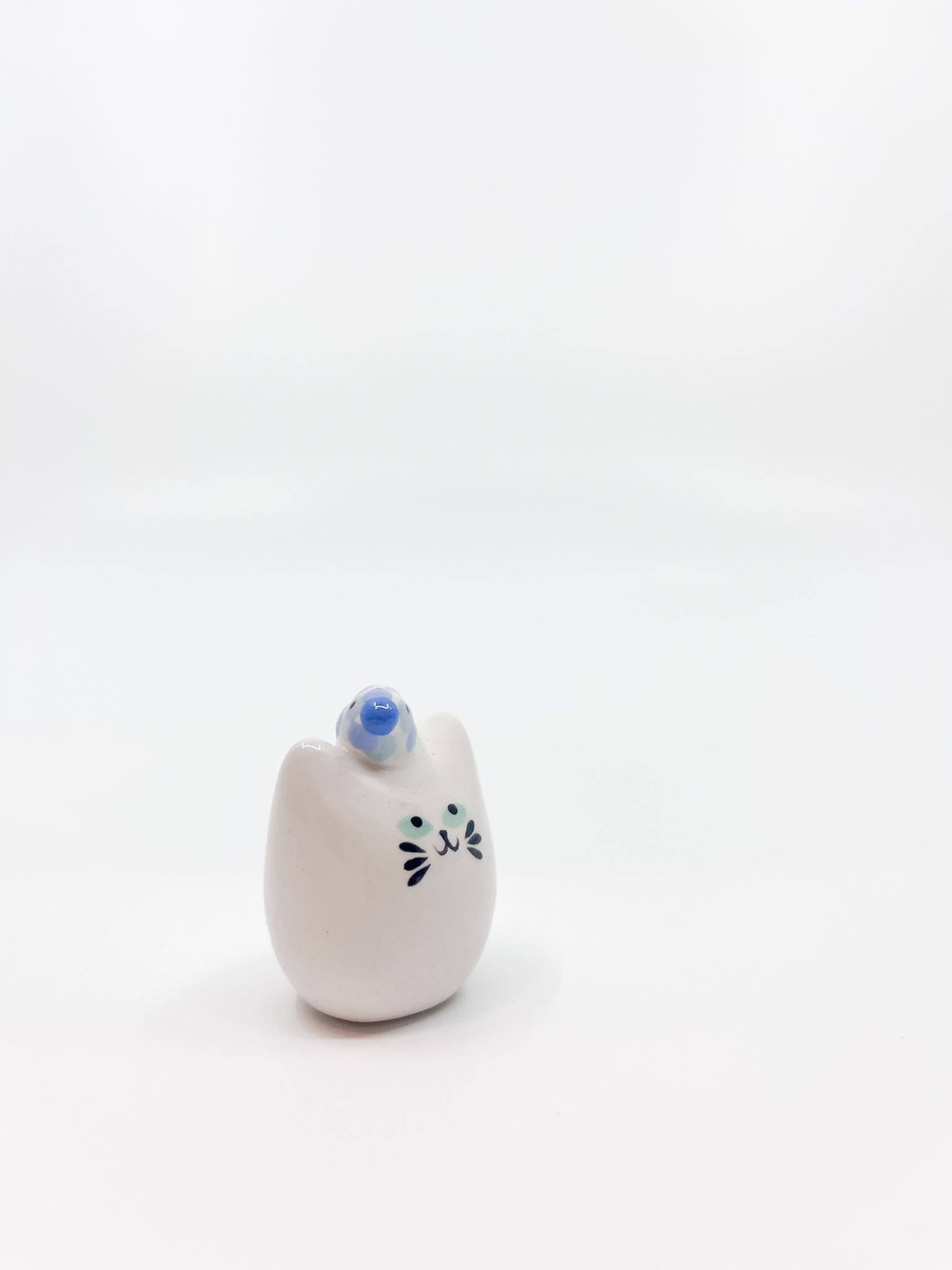 Chat pinson - Les Fleurs Sauvages - figurine