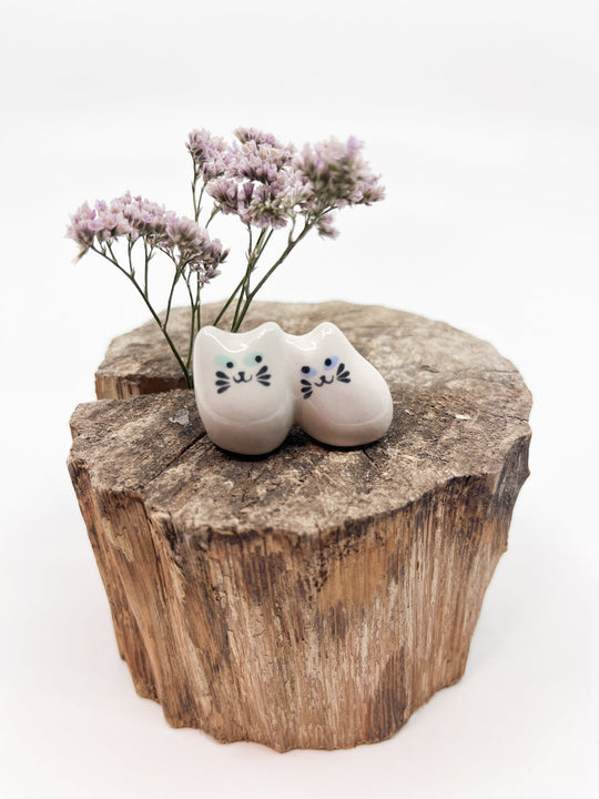 Chats câlins - Les Fleurs Sauvages - figurine
