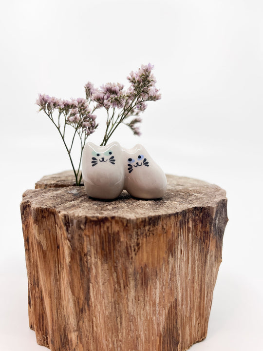 Chats câlins - Les Fleurs Sauvages - figurine