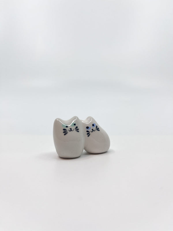 Chats câlins - Les Fleurs Sauvages - figurine