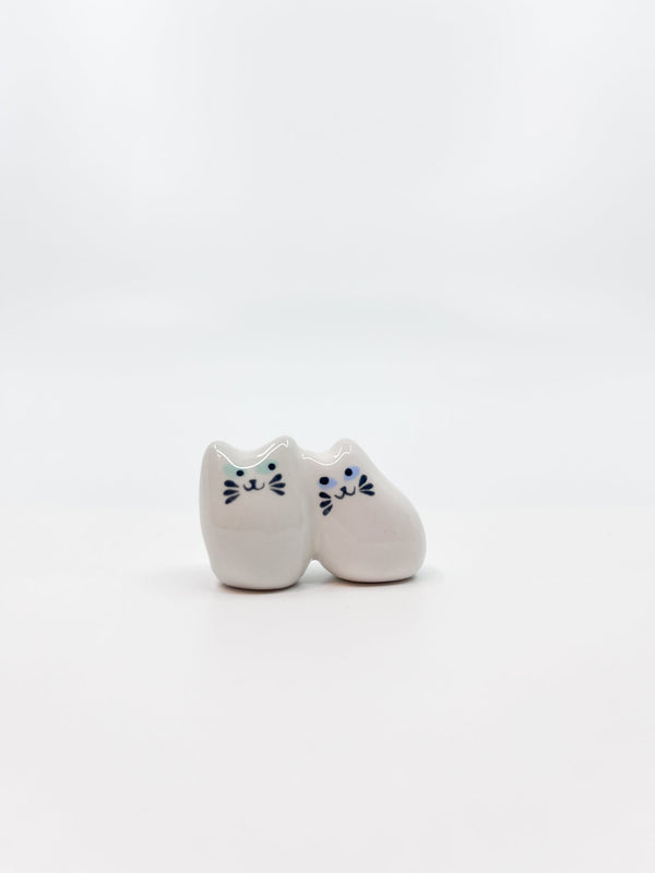 Chats câlins - Les Fleurs Sauvages - figurine