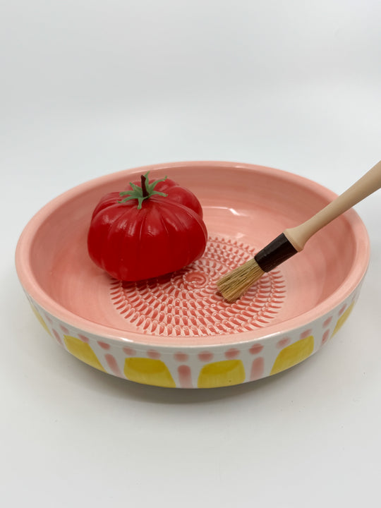 Assiette à râper en céramique taille L couleur JAUNE / ROSE